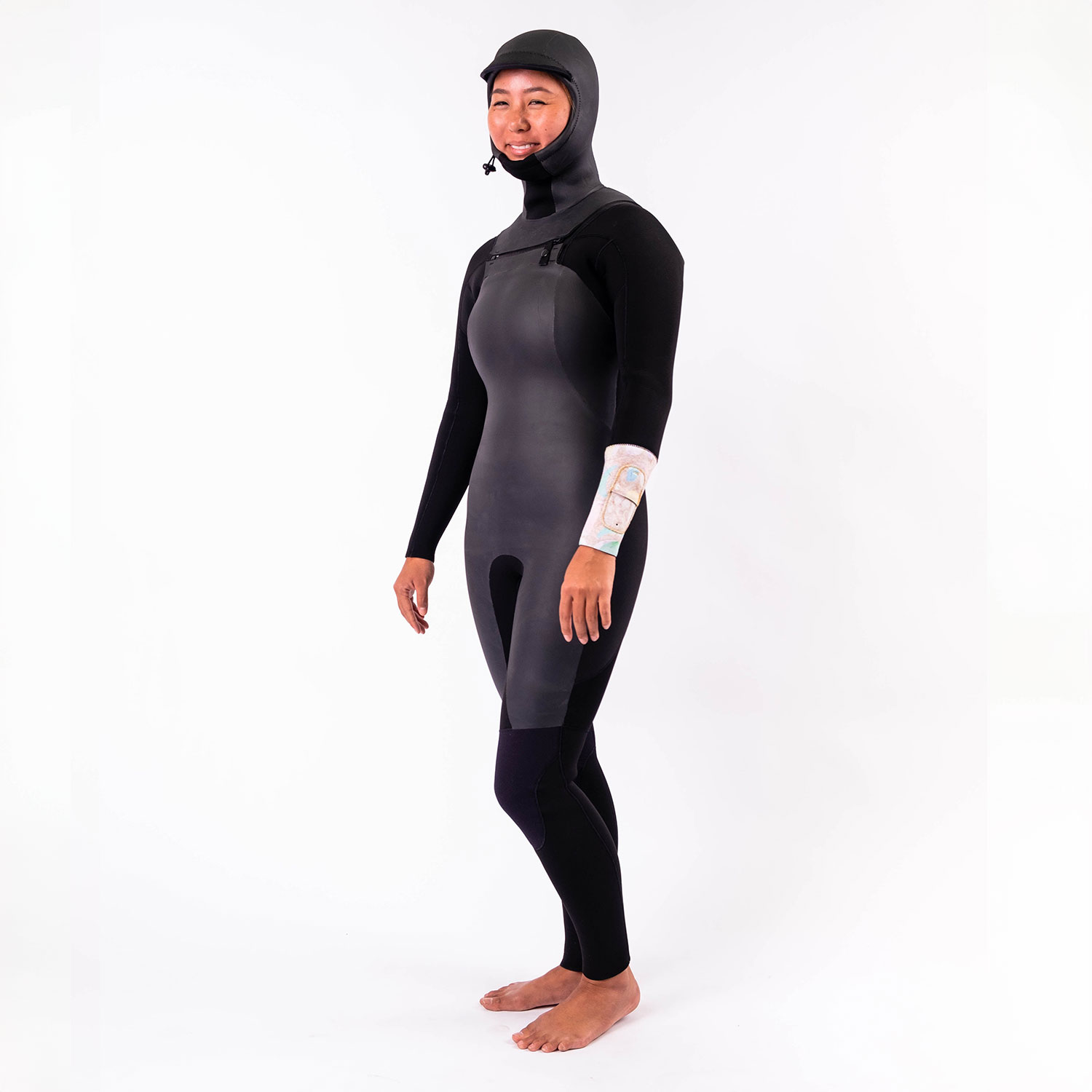 5/4mm Kassia Surf La Luna Chest Zip Hooded Wetsuit - Image 3